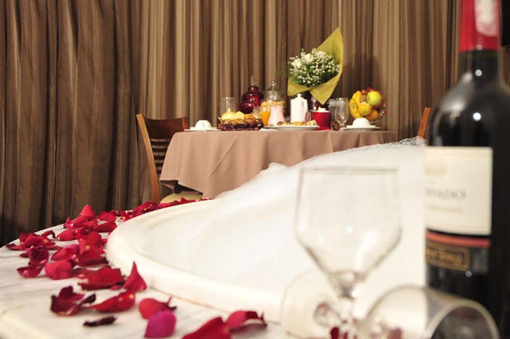 מפרה Hotel Emacite Flex מראה חיצוני תמונה